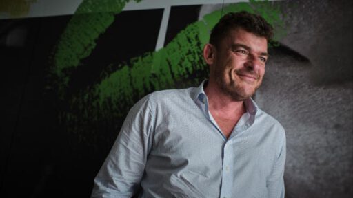 Aero alerta al sector hostelero de que hay que aumentar los salarios