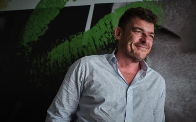 Aero alerta al sector hostelero de que hay que aumentar los salarios